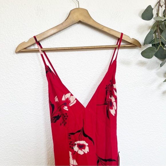 Lulu’s- NWT Dueling Pianos Red Floral Maxi Dress- XS - Picture 4 of 6